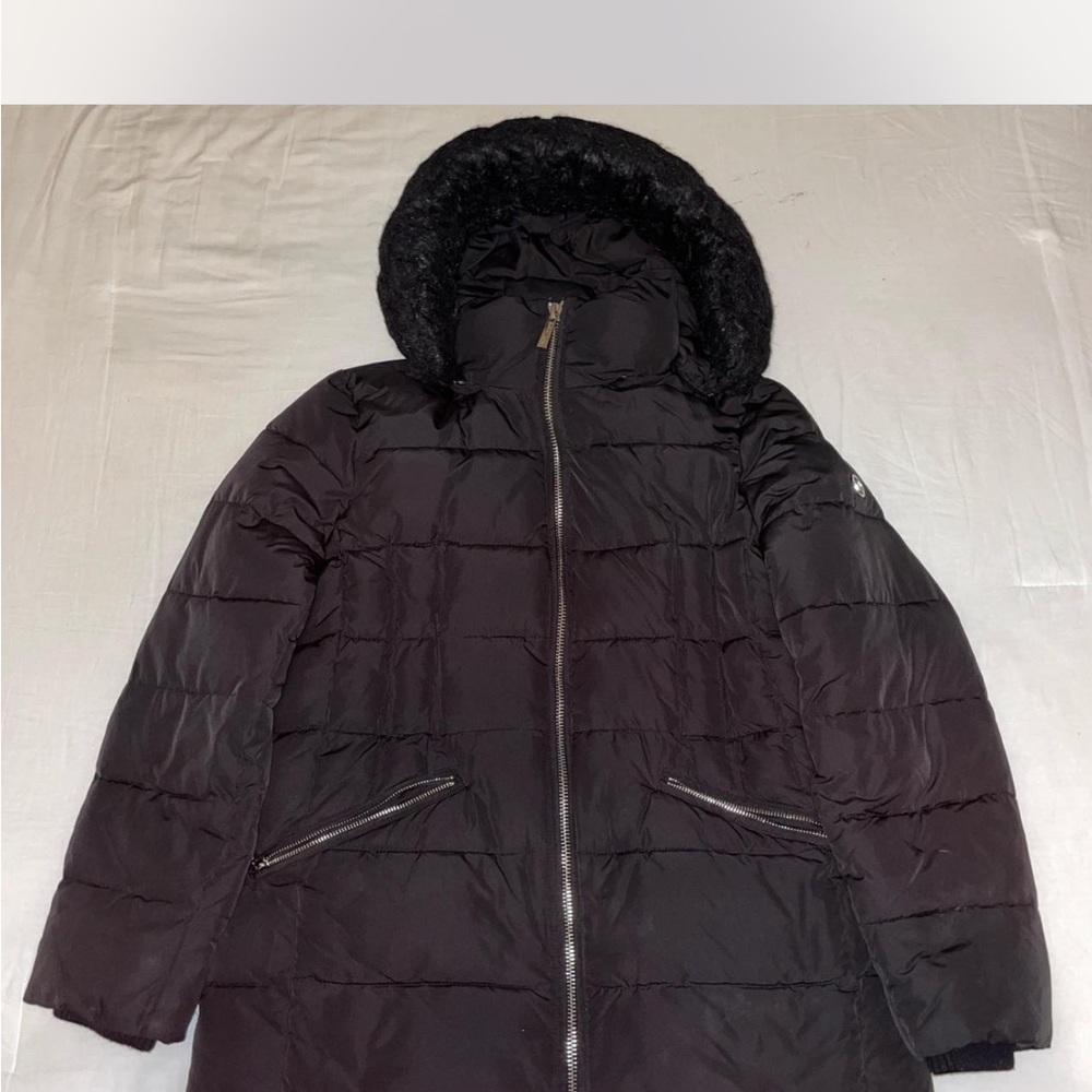 Michaels Khors Black Puffer Coat with Quilted Design and Faux Fur Hood